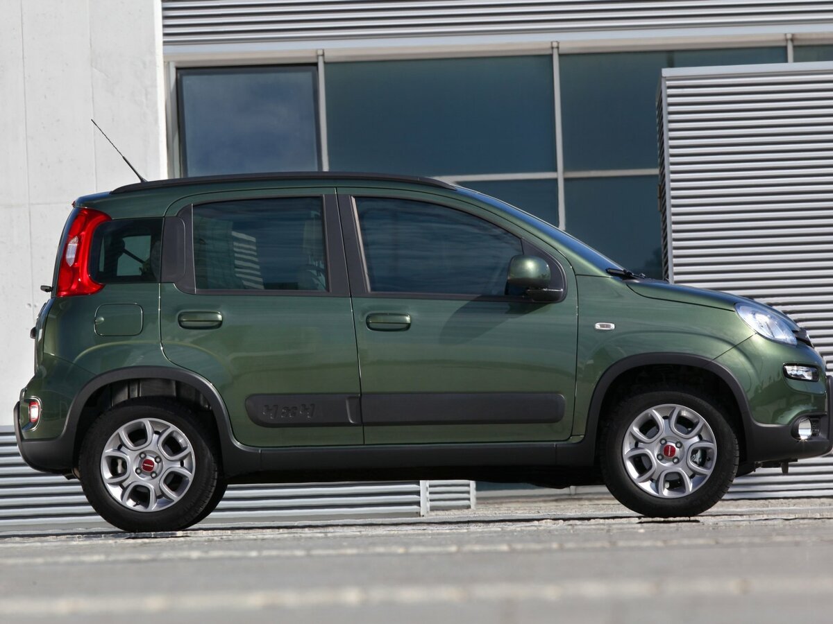 Fiat Panda III Хэтчбек 5 дв. 4x4 — фото 3