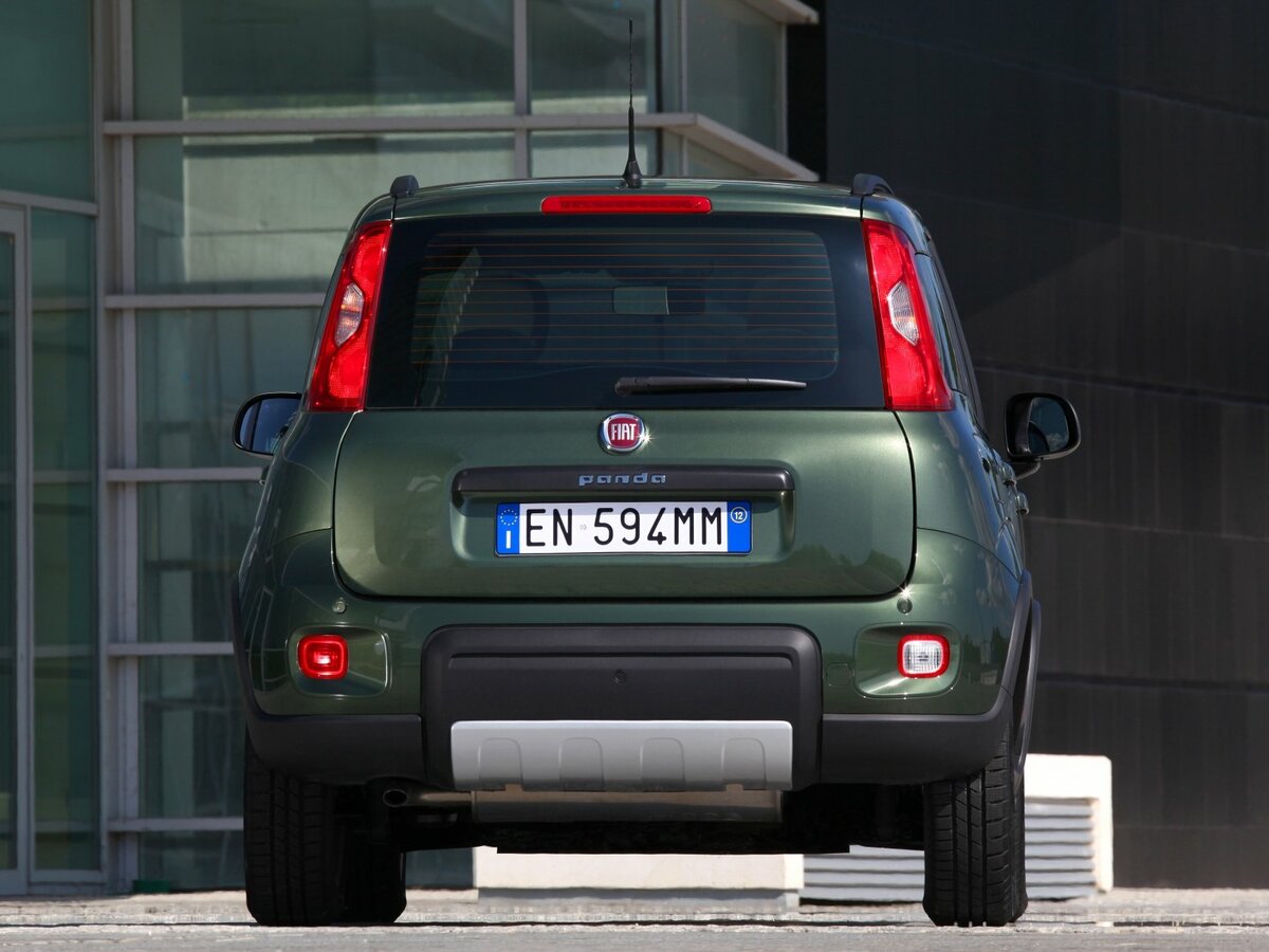 Fiat Panda III Хэтчбек 5 дв. 4x4 — фото 5