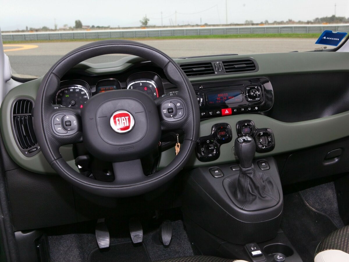 Fiat Panda III Хэтчбек 5 дв. 4x4 — фото 7