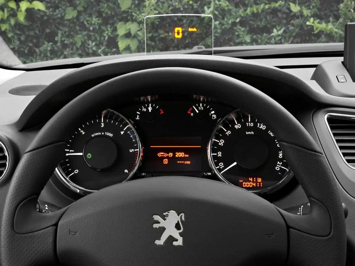 Peugeot 5008 I Компактвэн — 照片 9