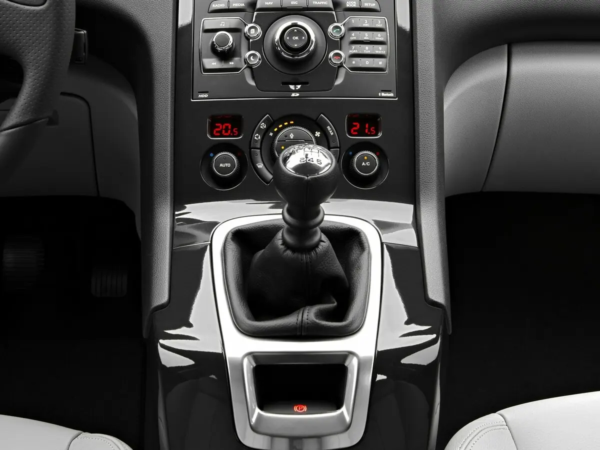Peugeot 5008 I Компактвэн — 照片 12