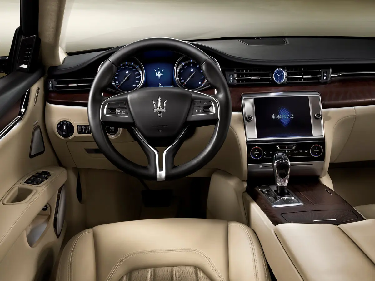 Maserati Quattroporte VI Седан — photo 6