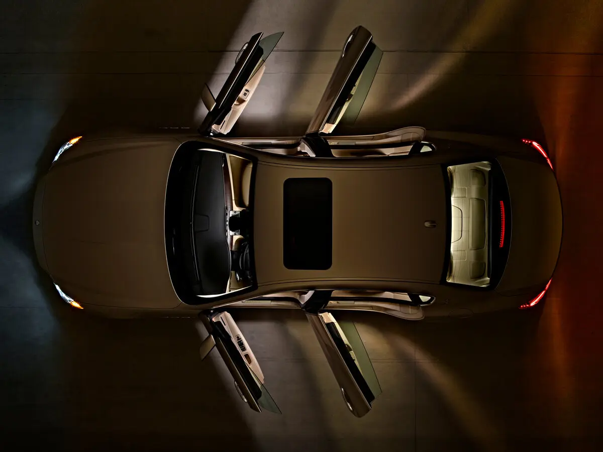 Maserati Quattroporte VI Седан — photo 15