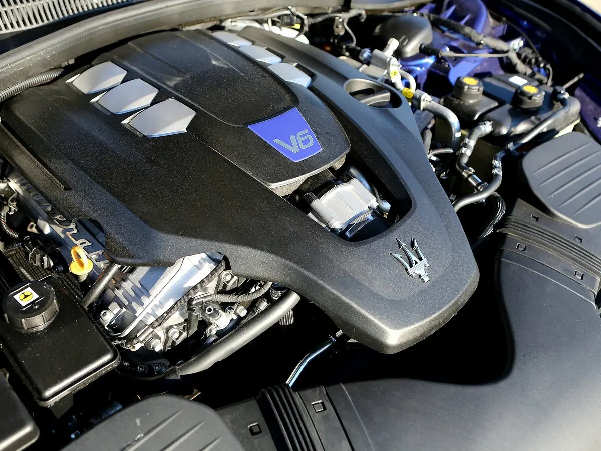 Maserati Ghibli III Седан — сүрөт 14