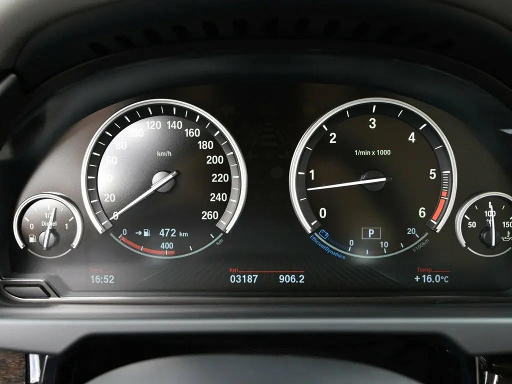 BMW X5 III (F15) Внедорожник 5 дв. — фото 9