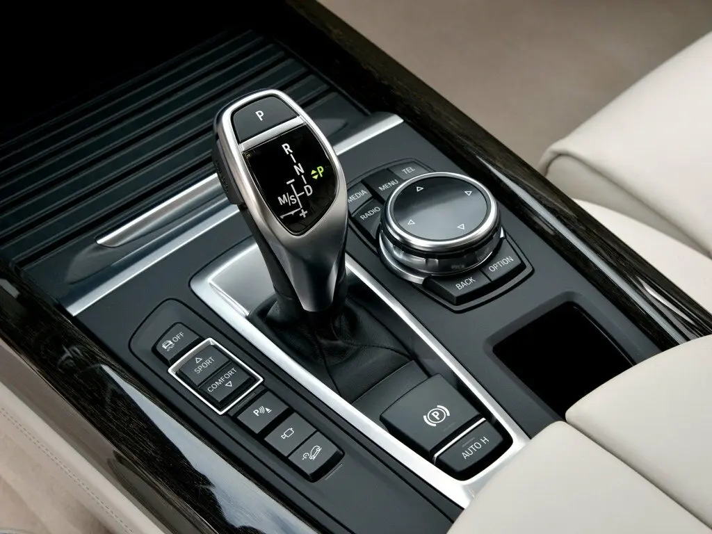 BMW X5 III (F15) Внедорожник 5 дв. — фото 14