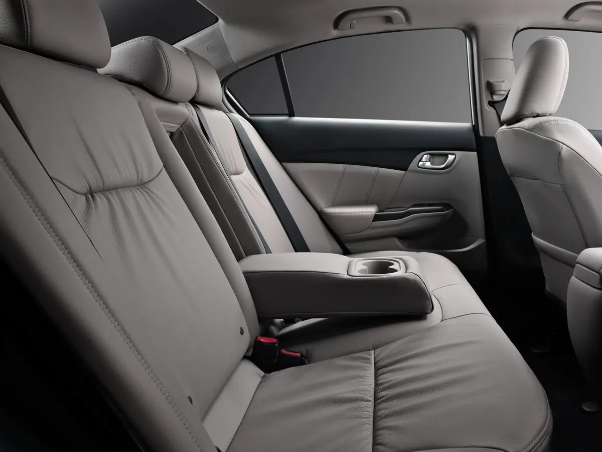 Honda Civic IX Рестайлинг Седан — фото 9