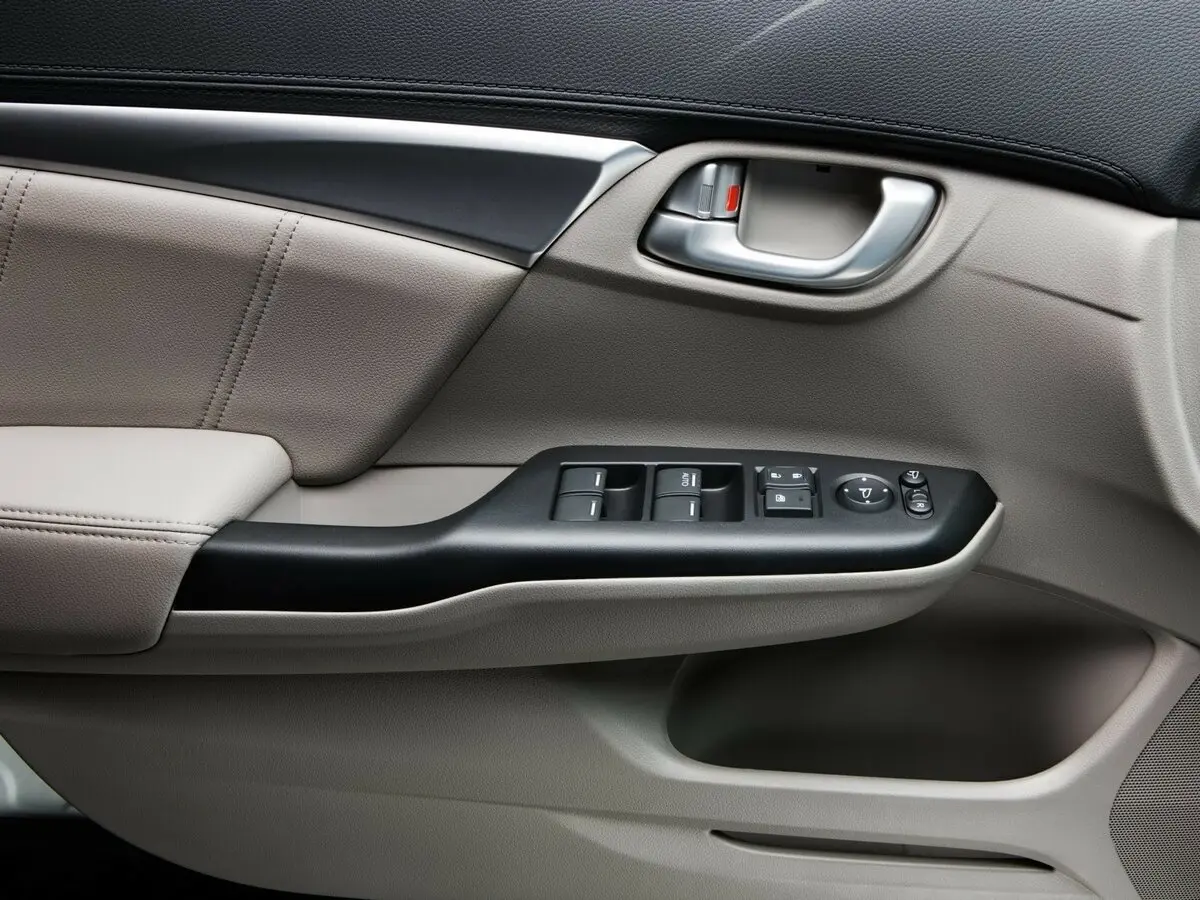 Honda Civic IX Рестайлинг Седан — фото 10
