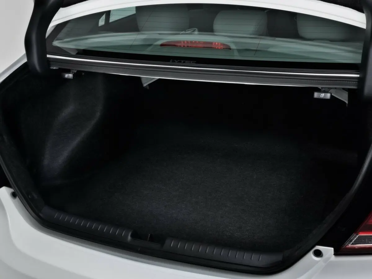 Honda Civic IX Рестайлинг Седан — фото 12
