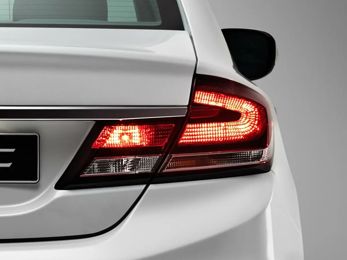 Honda Civic IX Рестайлинг Седан — фото 14
