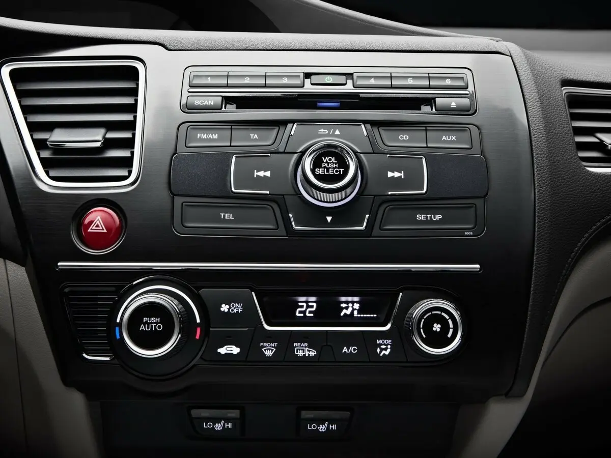 Honda Civic IX Рестайлинг Седан — фото 15