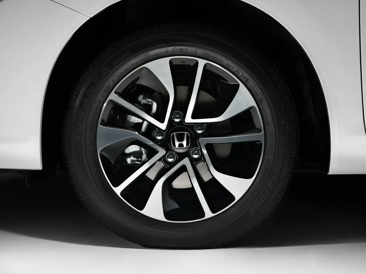 Honda Civic IX Рестайлинг Седан — фото 17