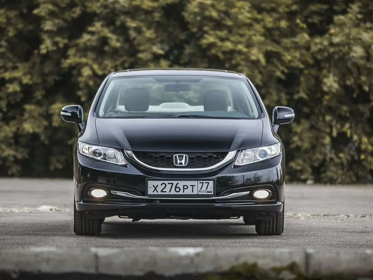 Honda Civic IX Рестайлинг Седан — фото 19