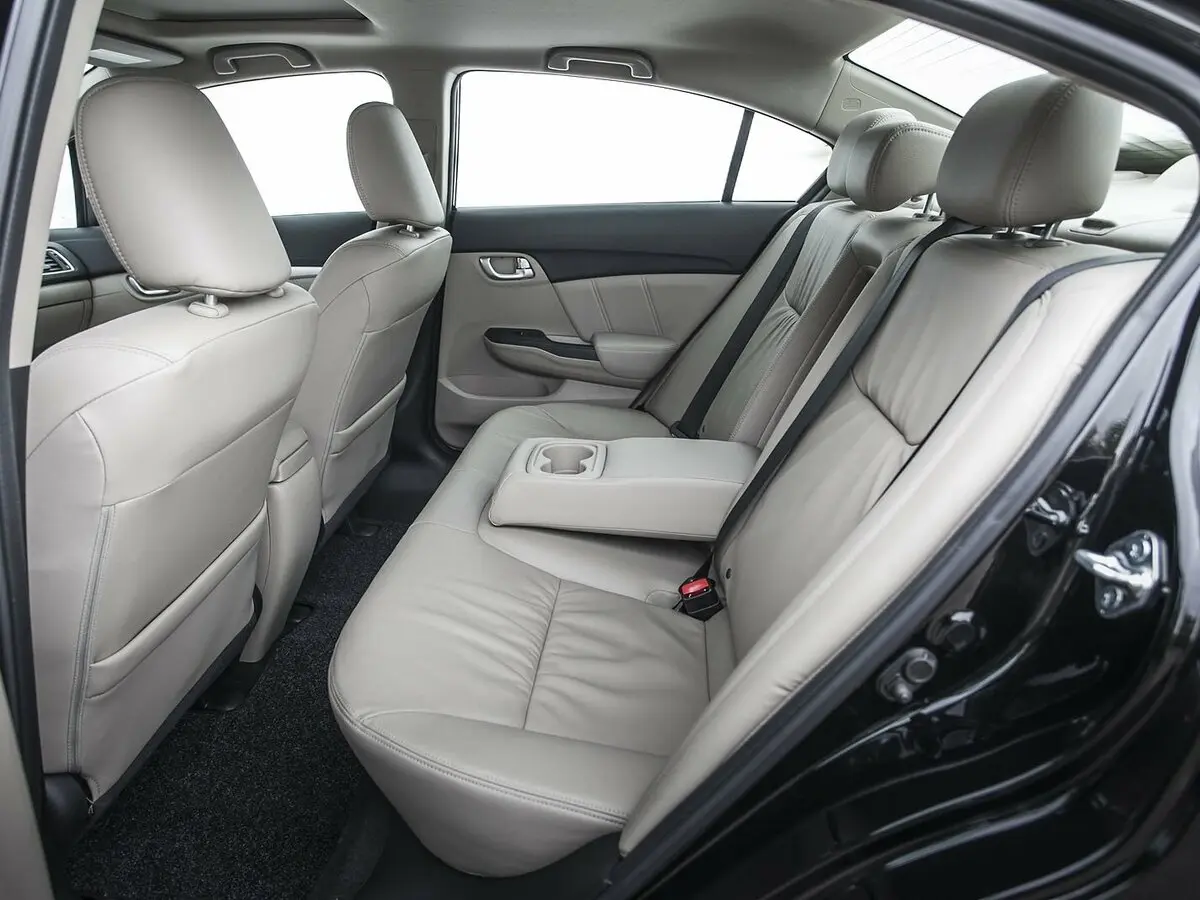 Honda Civic IX Рестайлинг Седан — фото 25