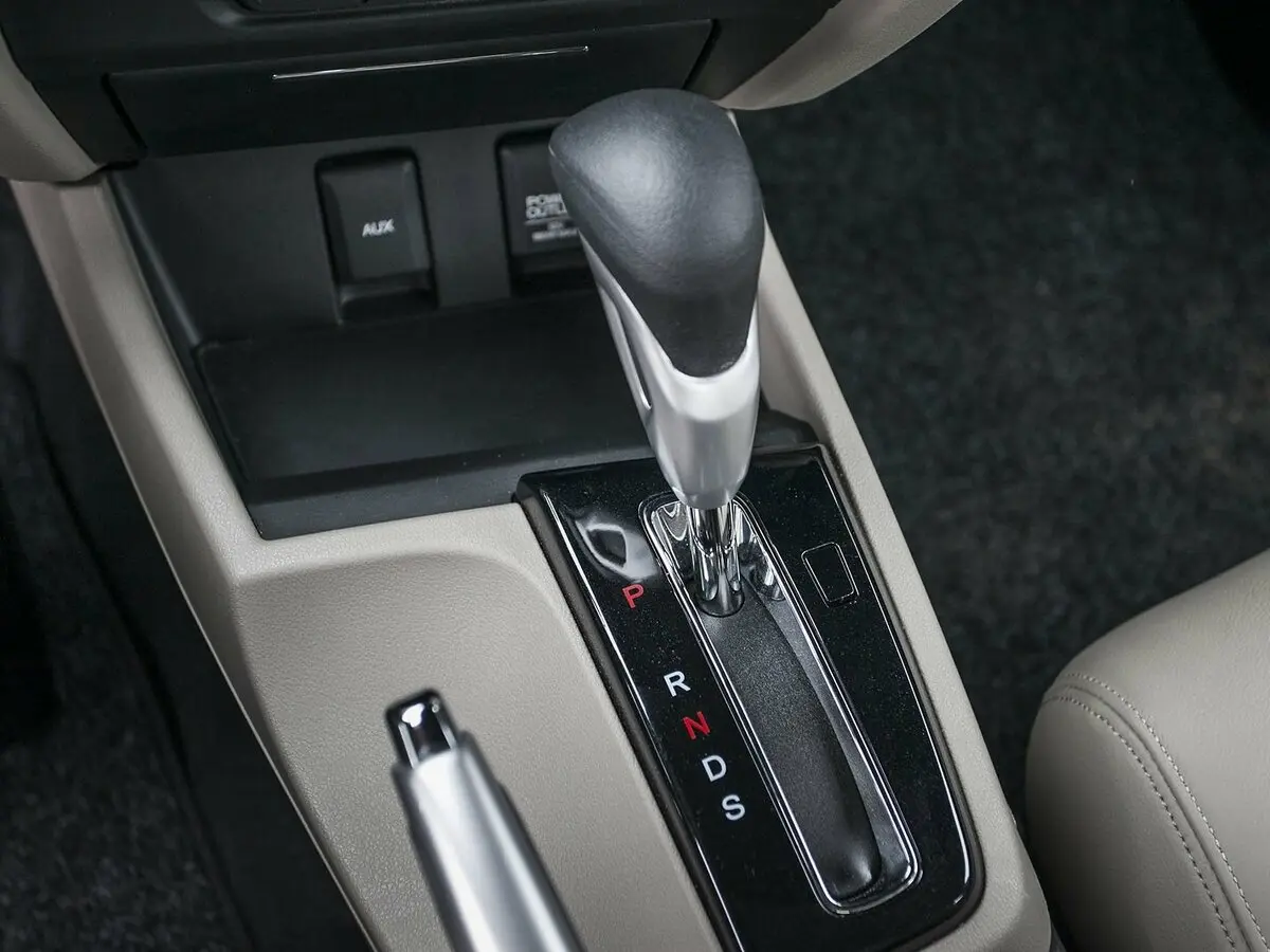 Honda Civic IX Рестайлинг Седан — фото 27