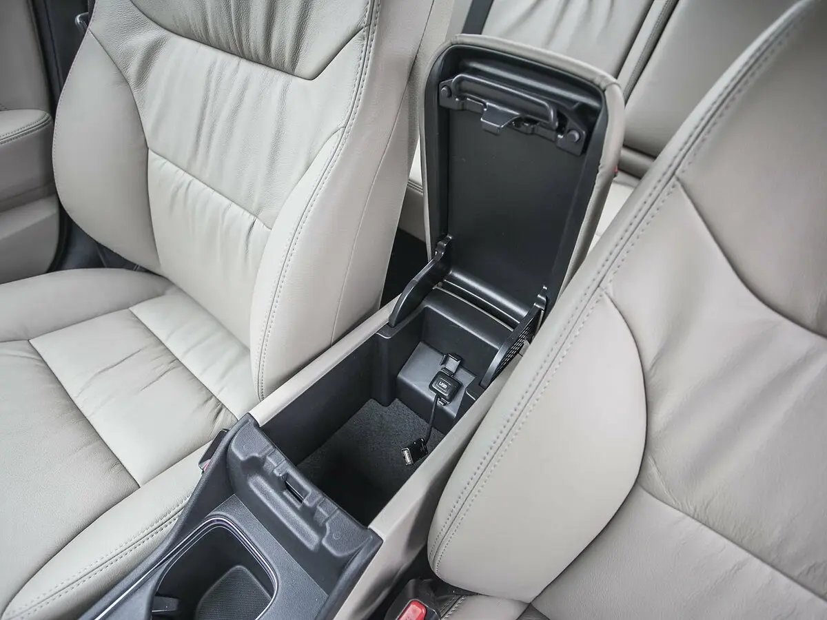 Honda Civic IX Рестайлинг Седан — фото 32