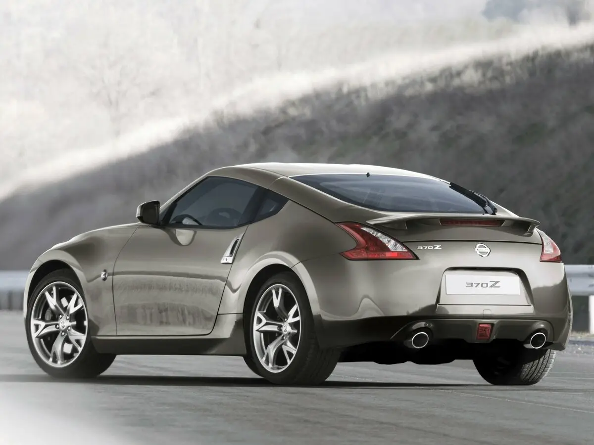 Nissan 370Z I Купе — сүрөт 5
