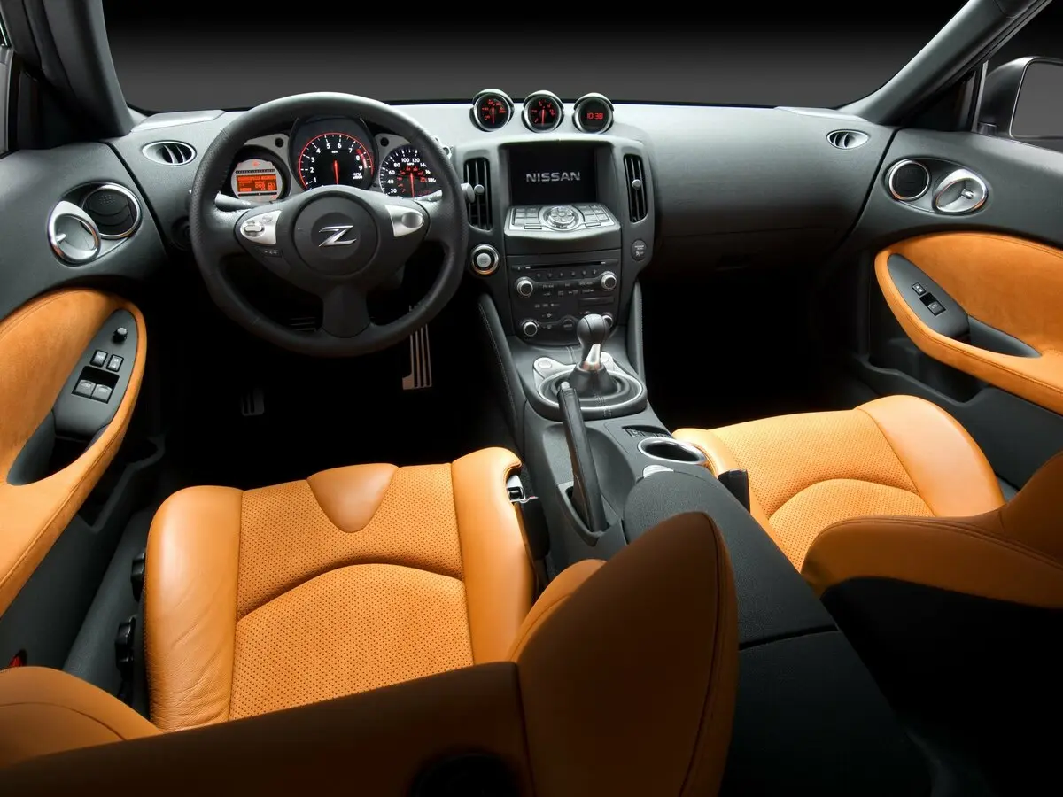 Nissan 370Z I Купе — сүрөт 6