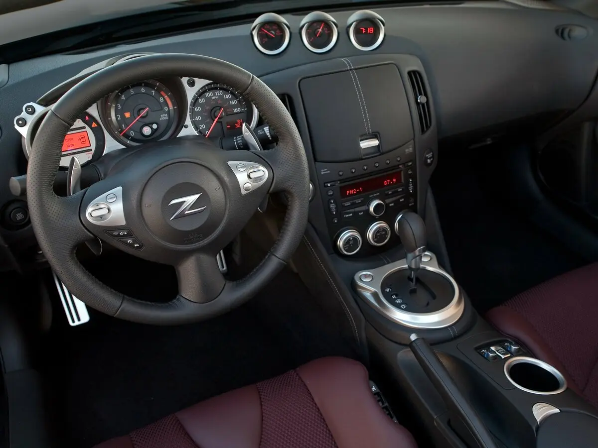 Nissan 370Z I Родстер — сүрөт 5