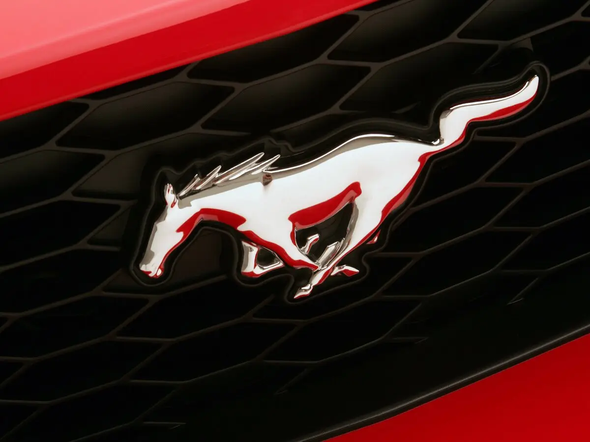 Ford Mustang V Кабриолет — сүрөт 11
