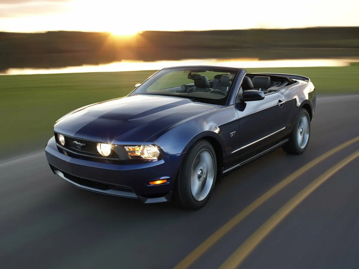 Ford Mustang V Рестайлинг Кабриолет