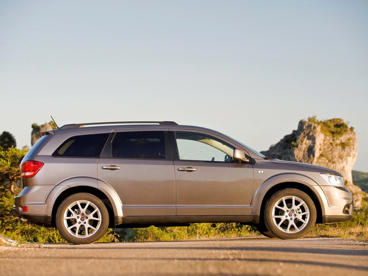 Fiat Freemont 2011 – 2016 Универсал 5 дв. — фото 3