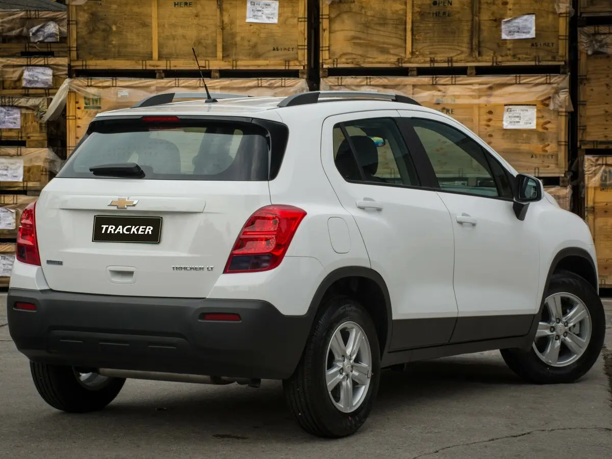 Chevrolet Tracker III Внедорожник 5 дв. — сүрөт 5