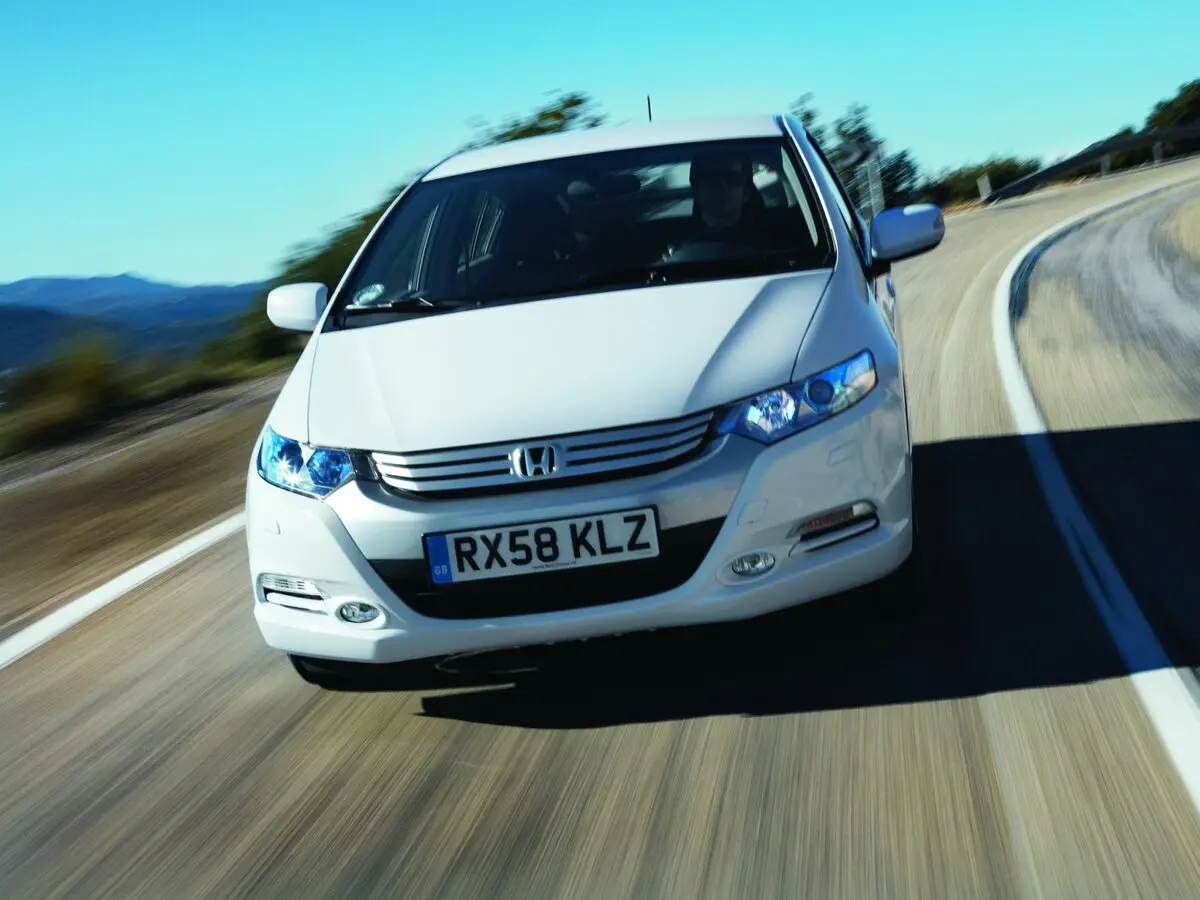 Honda Insight II Хэтчбек 5 дв. — сүрөт 3