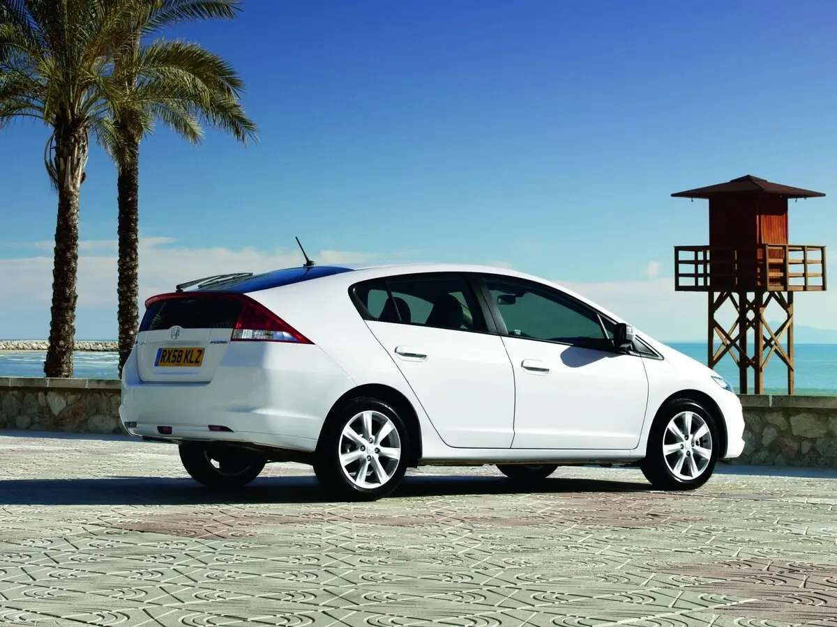 Honda Insight II Хэтчбек 5 дв. — сүрөт 5