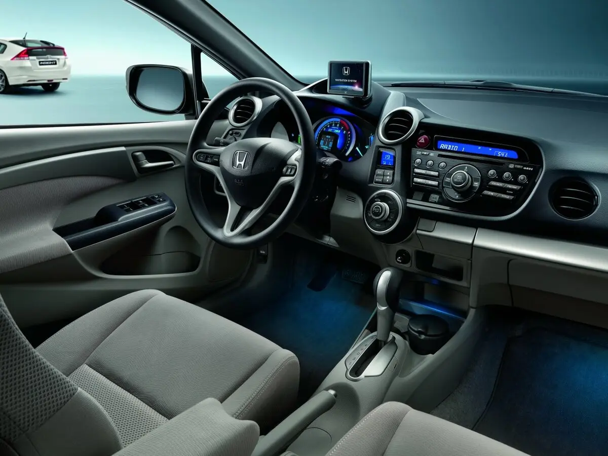 Honda Insight II Хэтчбек 5 дв. — сүрөт 7