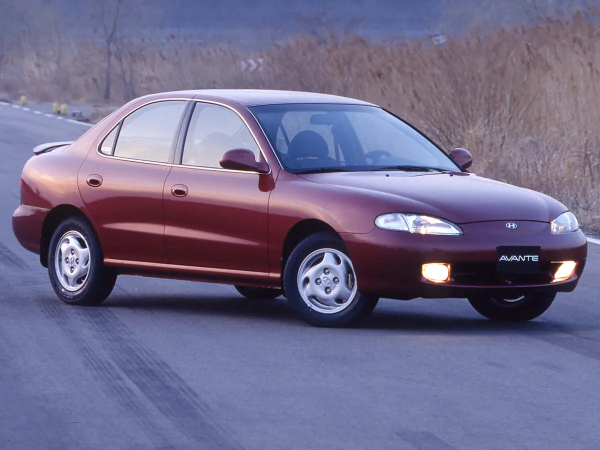 Hyundai Avante II Седан