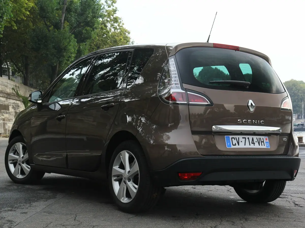 Renault Scenic III Рестайлинг 2 Компактвэн — photo 5