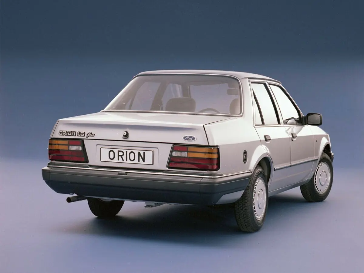 Ford Orion II Седан — сүрөт 4