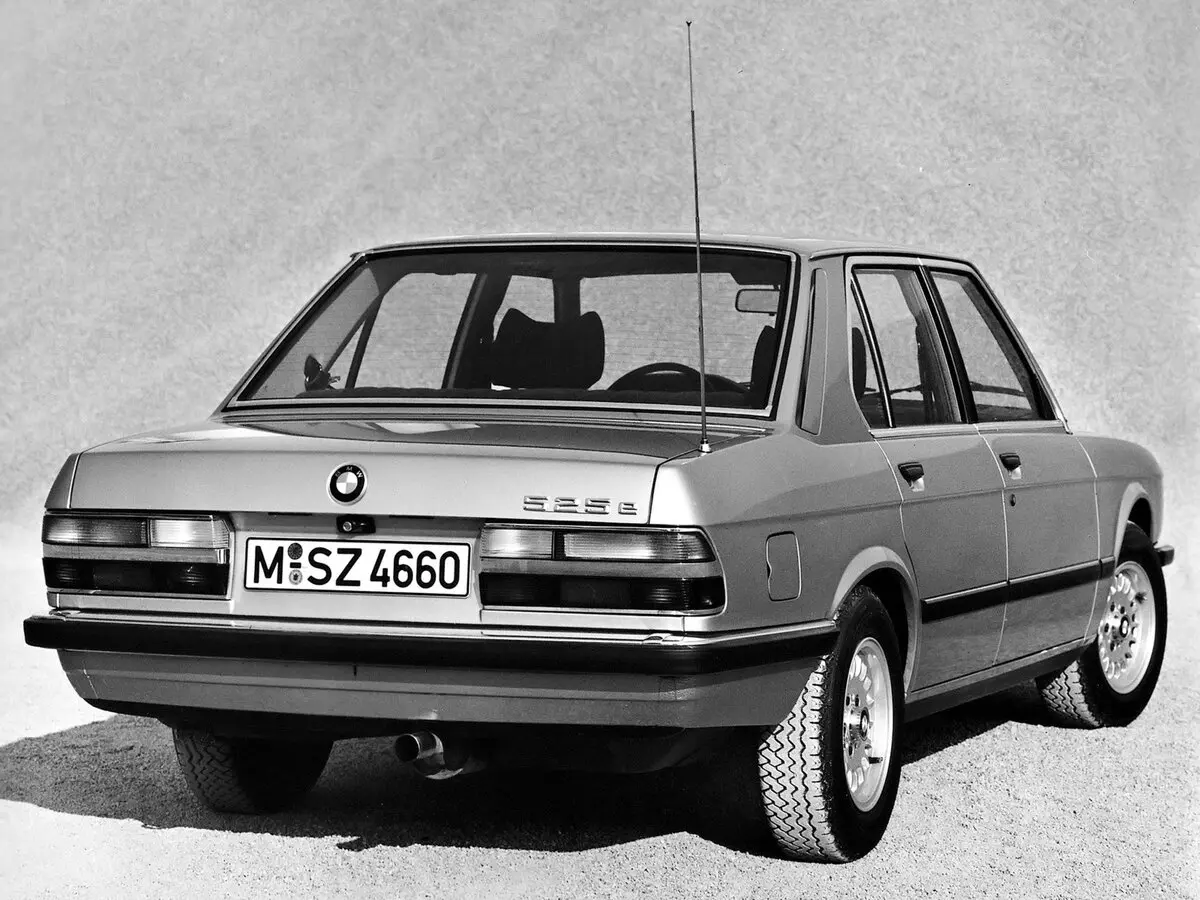 BMW 5 серии II (E28) Седан — фото 5