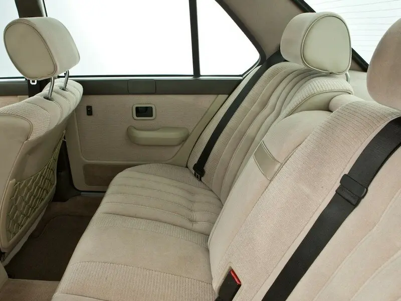 BMW 5 серии II (E28) Седан — фото 9