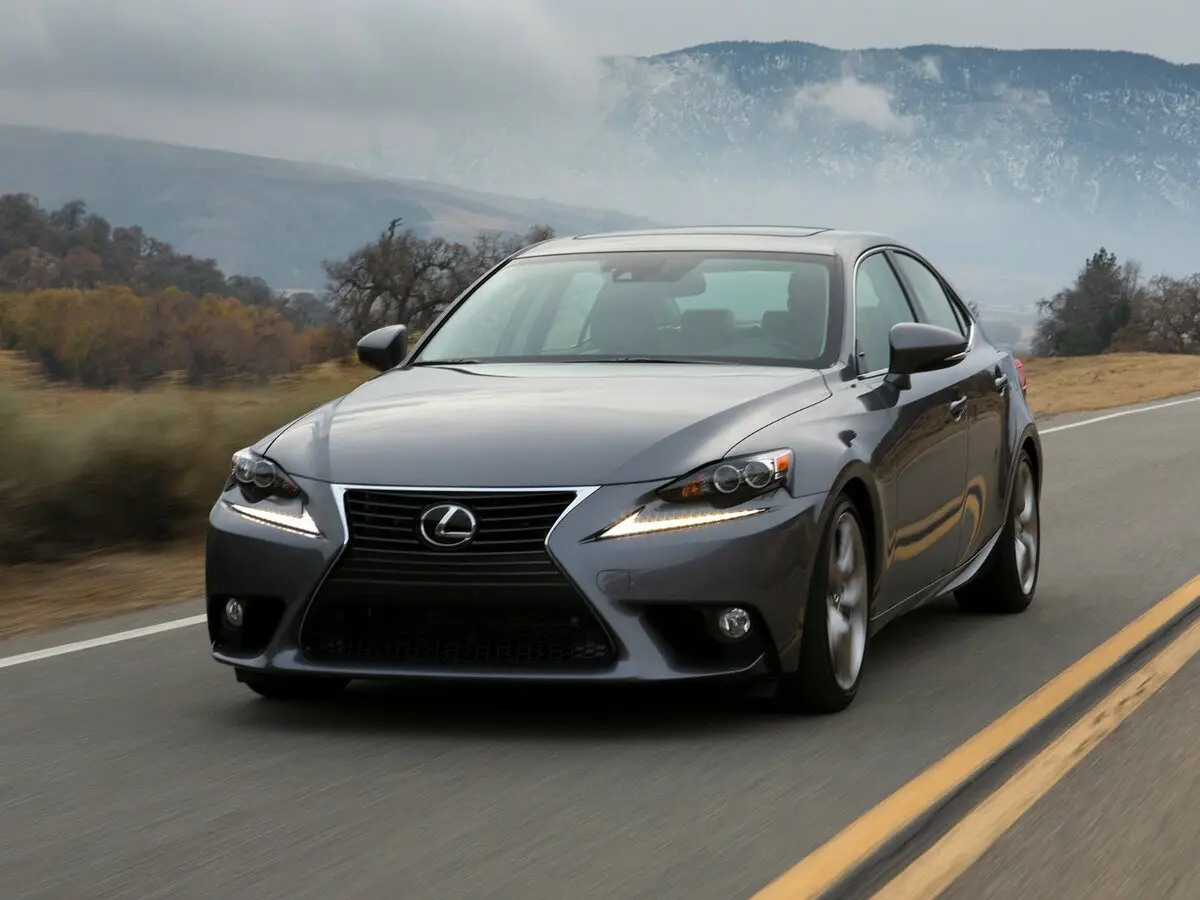 Lexus IS III