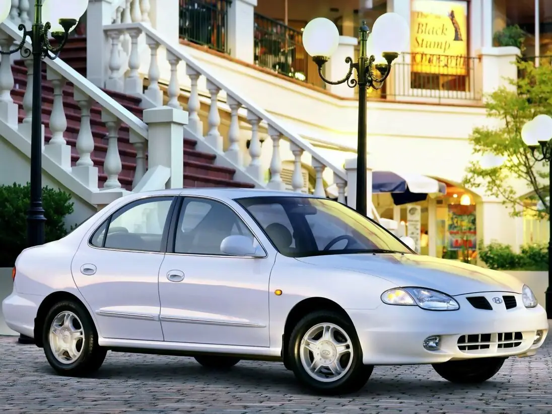 Hyundai Avante II Рестайлинг