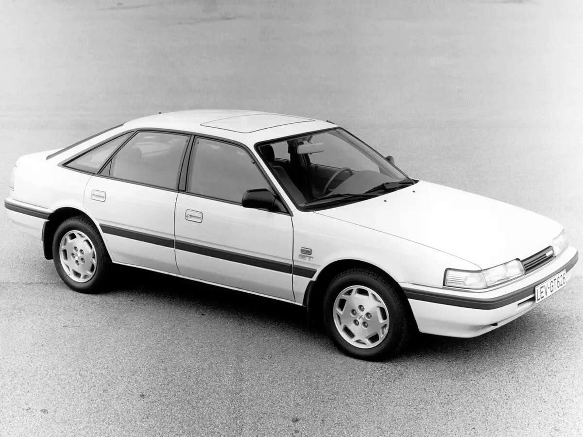 Mazda 626 III (GD) Лифтбек