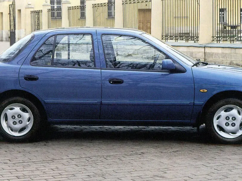 Kia Sephia I Рестайлинг Седан — photo 2