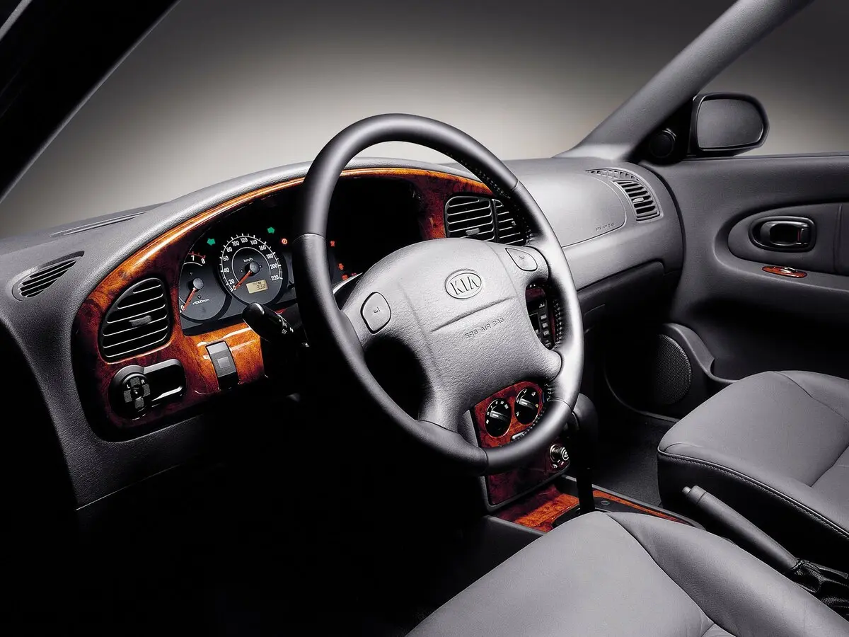 Kia Sephia II Рестайлинг Седан — сүрөт 3
