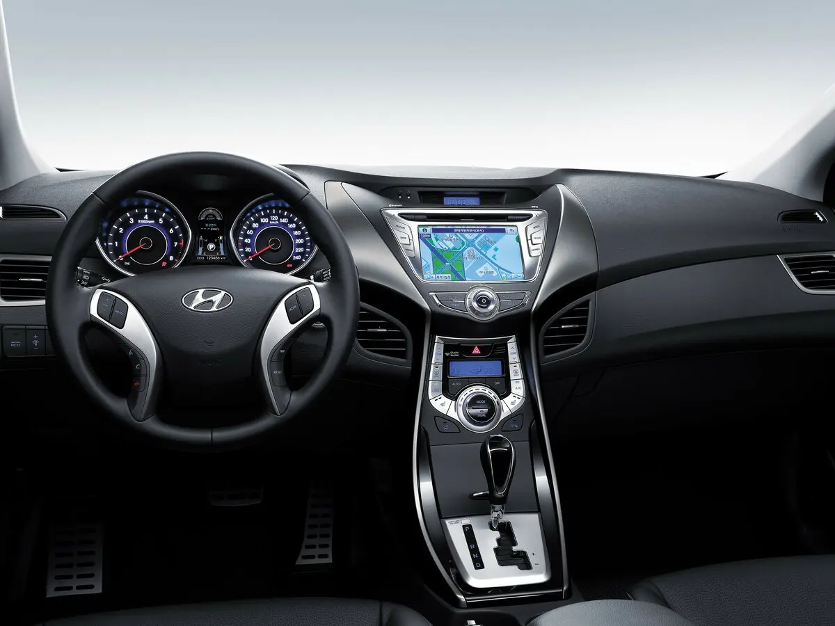 Hyundai Avante V Седан — сүрөт 6