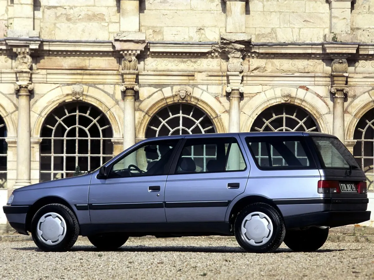 Peugeot 405 1987 – 2014 Универсал 5 дв. — сүрөт 2