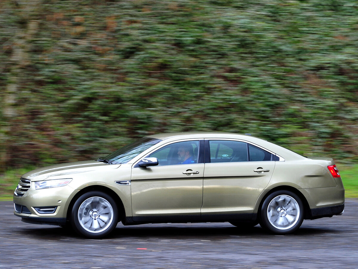 Ford Taurus VI Рестайлинг Седан — фото 2