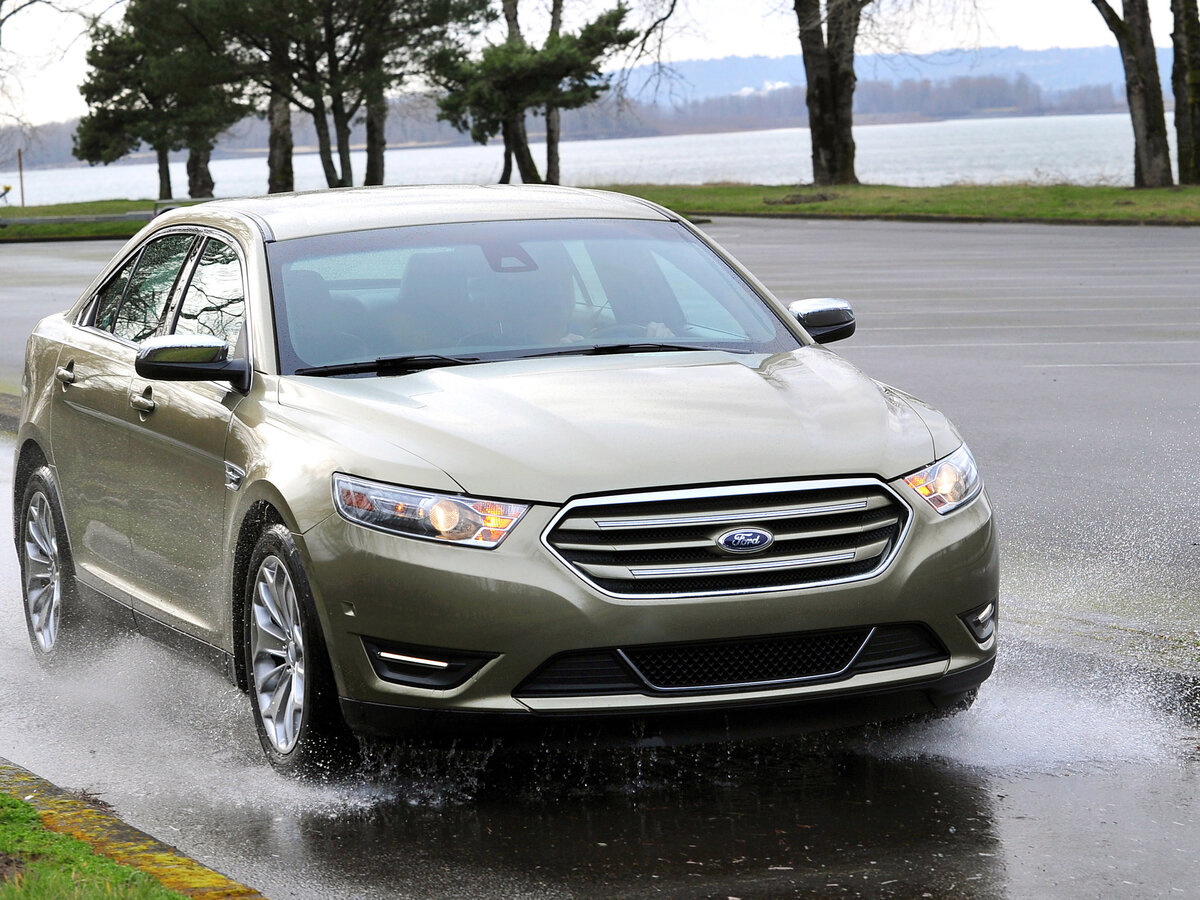 Ford Taurus VI Рестайлинг Седан — фото 3