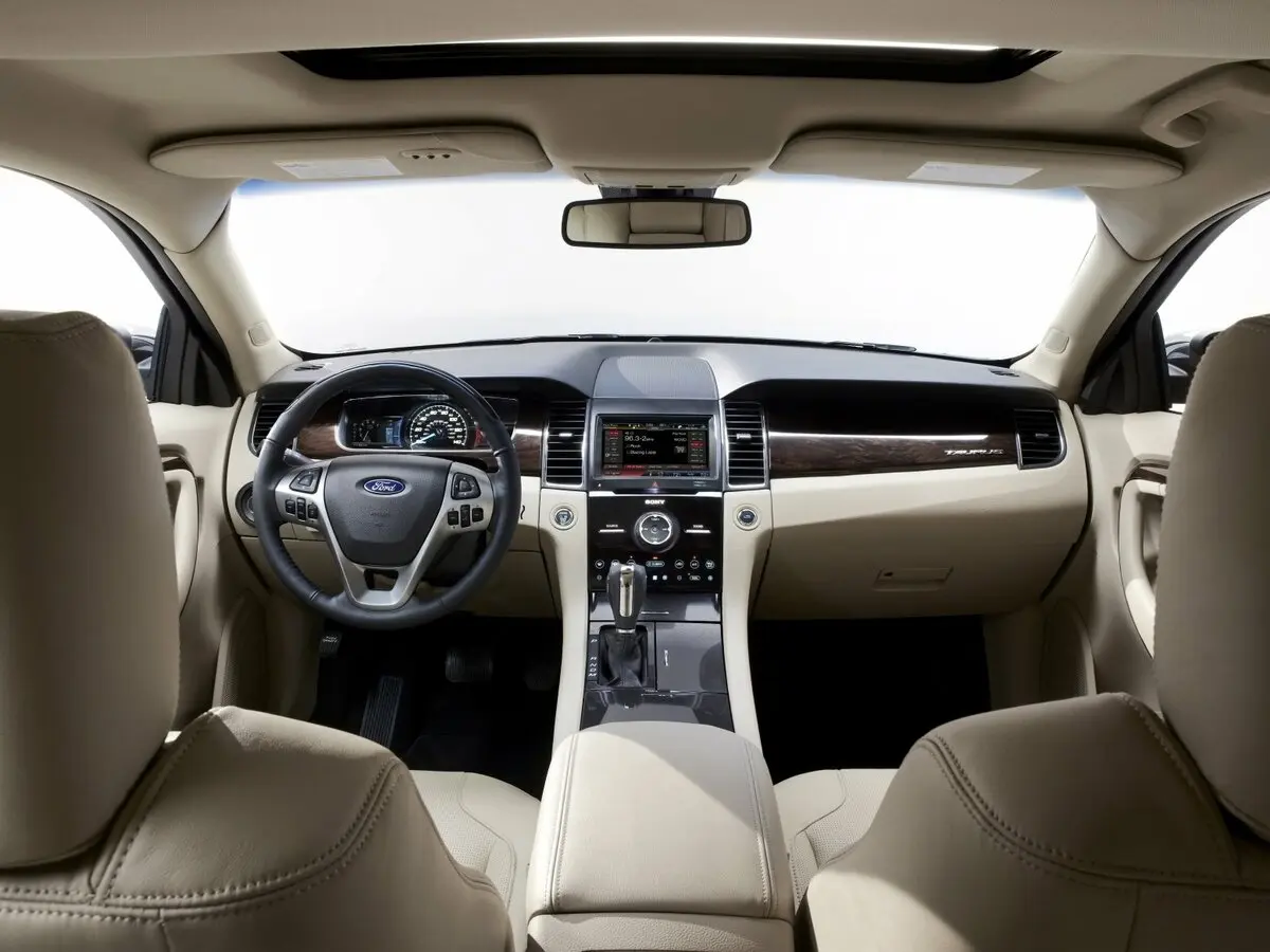 Ford Taurus VI Рестайлинг Седан — сүрөт 6