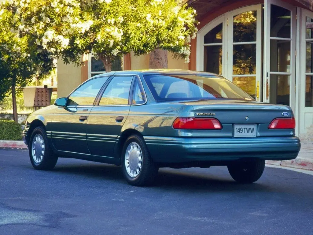 Ford Taurus II Седан — сүрөт 5