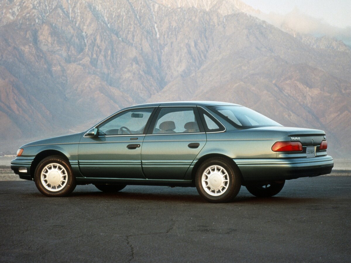 Ford Taurus II Седан