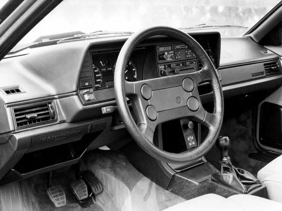 Volkswagen Passat B2 Универсал 5 дв. — фото 6