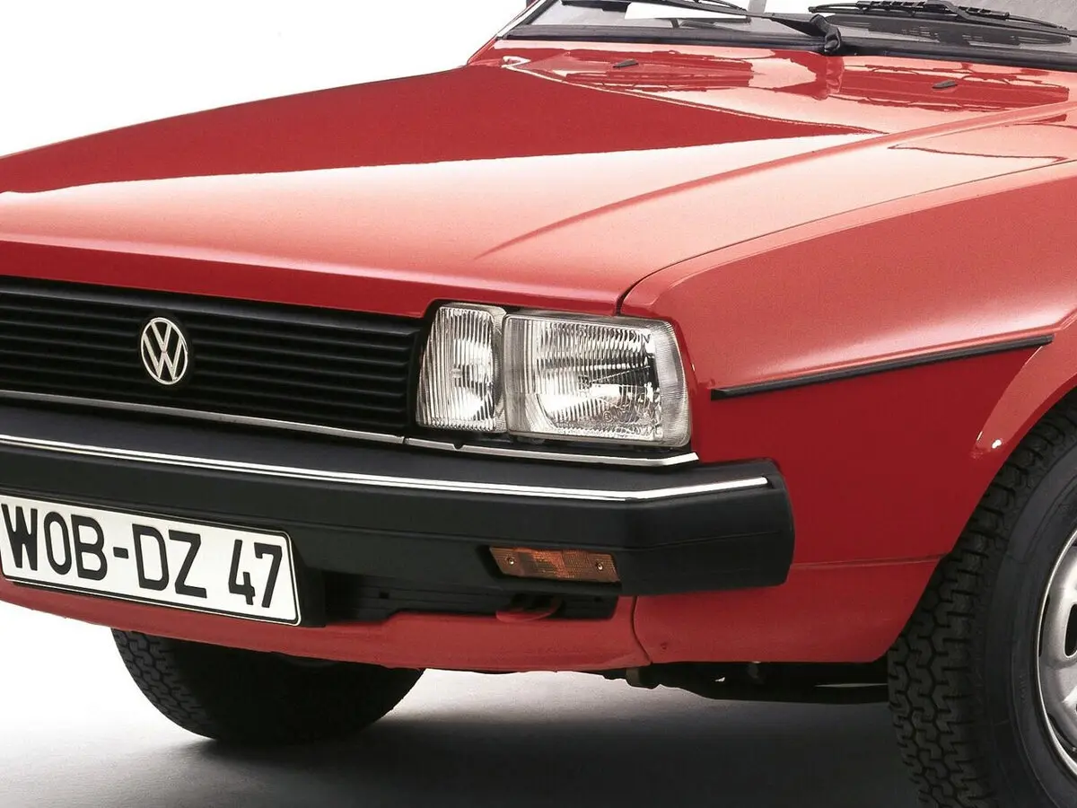 Volkswagen Passat B2 Универсал 5 дв. — фото 7