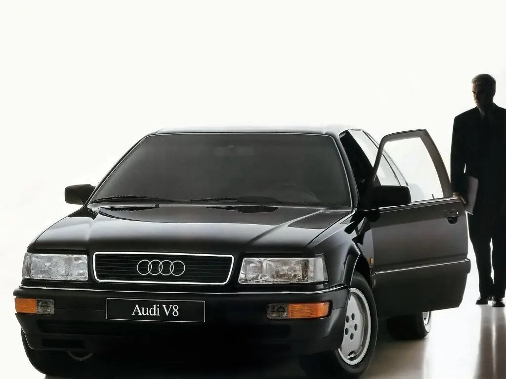 Audi V8 1988 – 1994 Седан Long — фото 4
